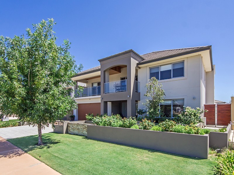 234 Castlewood Parkway, Southern River WA 6110