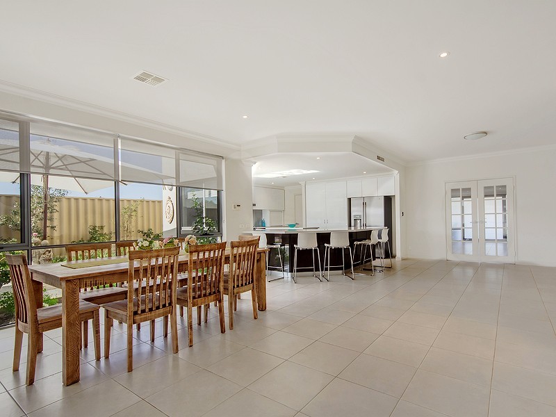 234 Castlewood Parkway, Southern River WA 6110