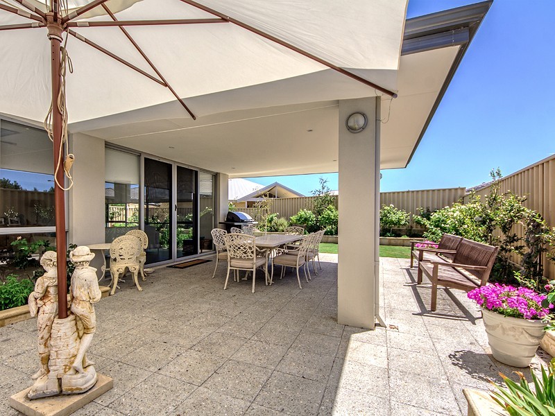 234 Castlewood Parkway, Southern River WA 6110