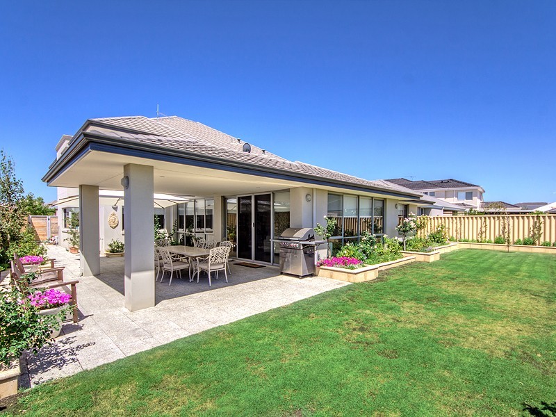 234 Castlewood Parkway, Southern River WA 6110