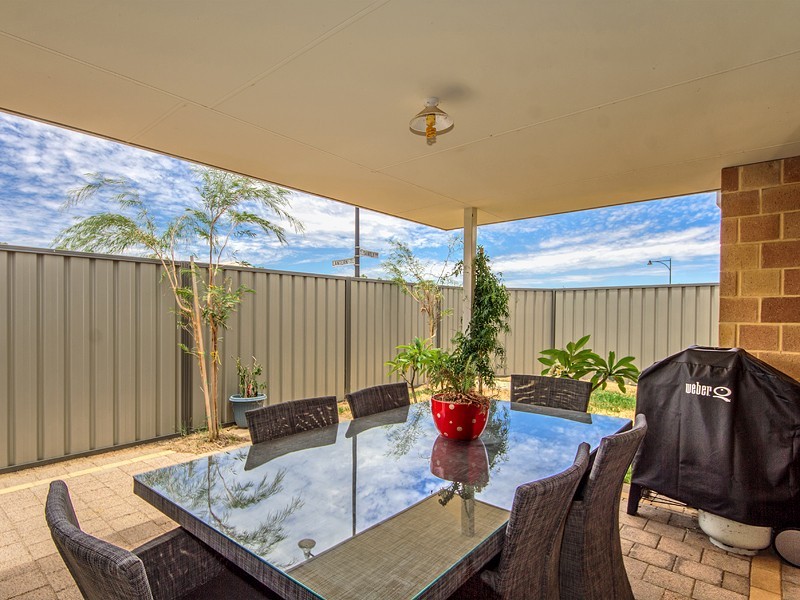 20 Saintly Turn, Byford WA 6122