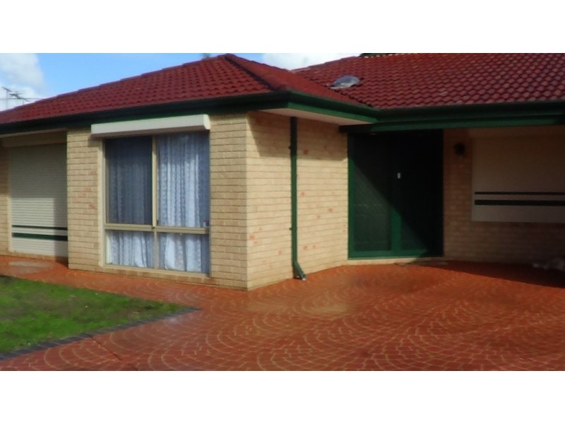 120 Challis Road, Seville Grove WA 6112