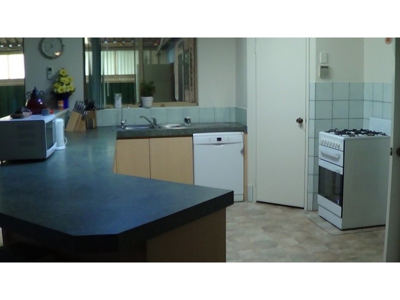 120 Challis Road, Seville Grove WA 6112