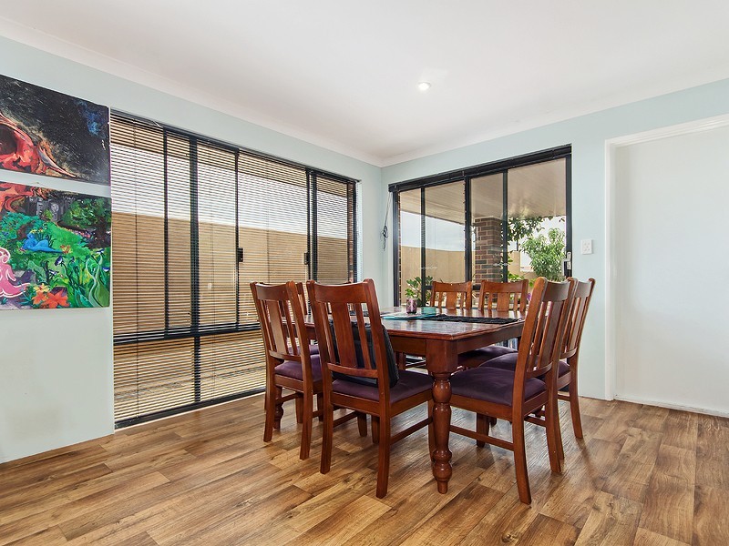 12 Newhaven Parade, Byford WA 6122