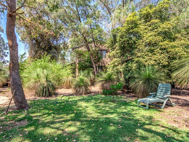 100 Lowlands Road, Mardella WA 6125