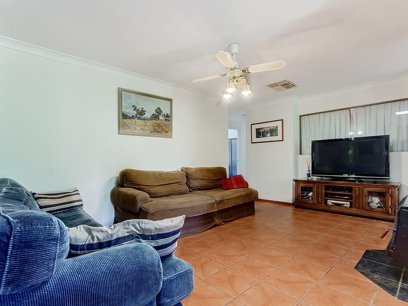 100 Lowlands Road, Mardella WA 6125