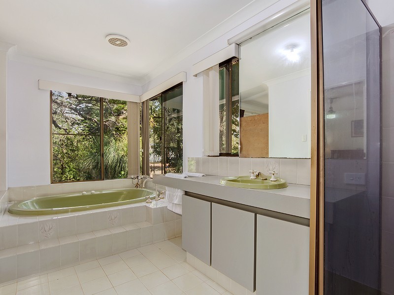 100 Lowlands Road, Mardella WA 6125