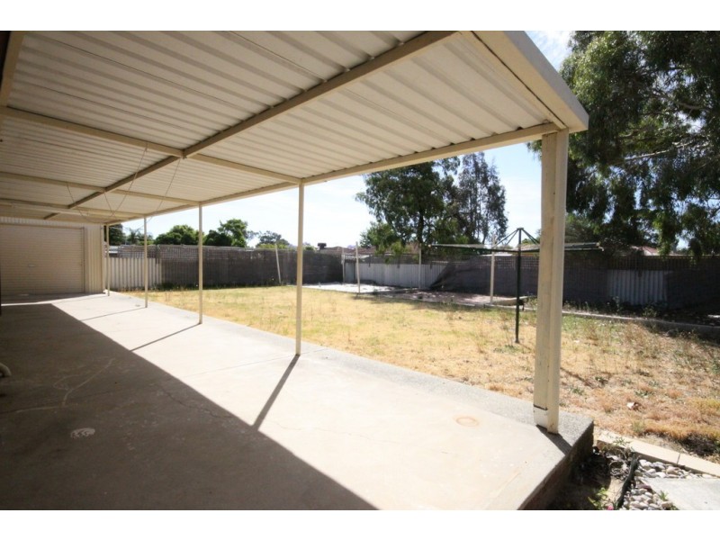 7 Dryandra Way, Armadale WA 6112