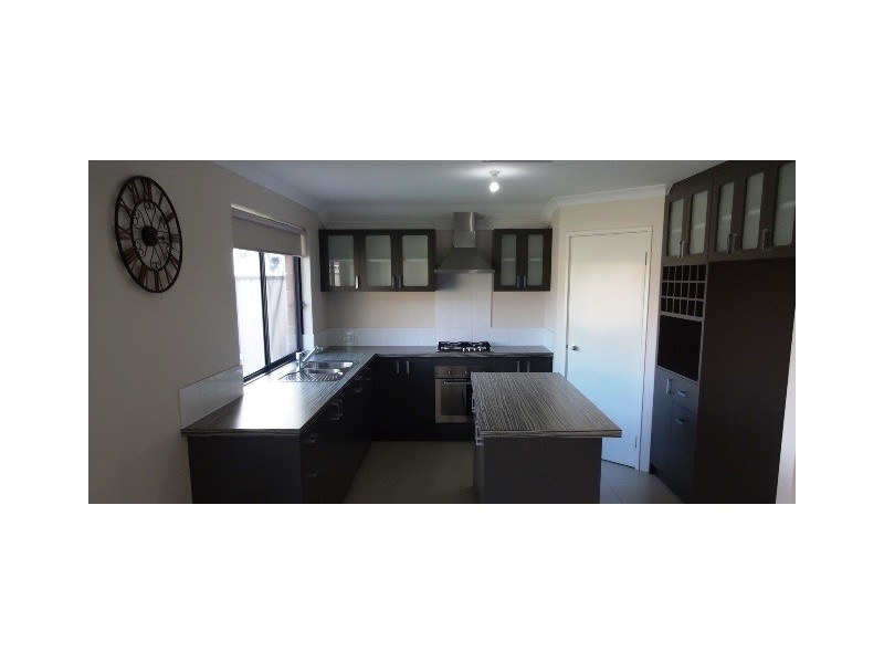 14 Calneggia Drive, Byford WA 6122