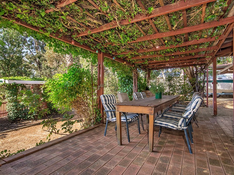 2 Absolon Street, Mundijong WA 6123