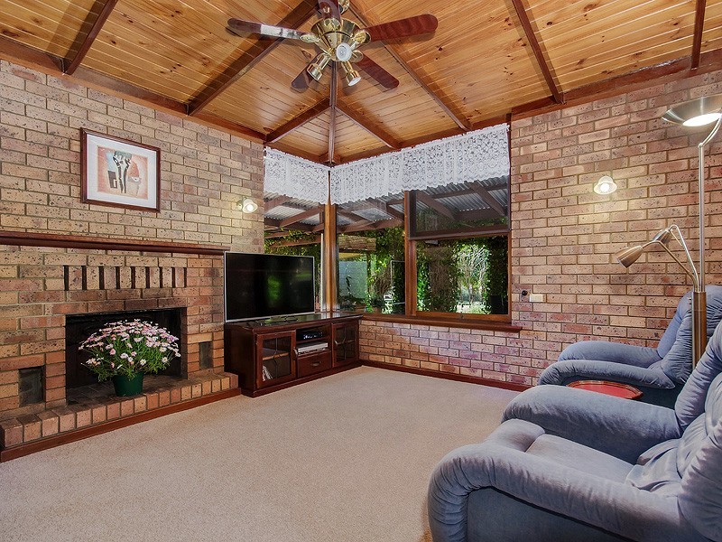 2 Absolon Street, Mundijong WA 6123