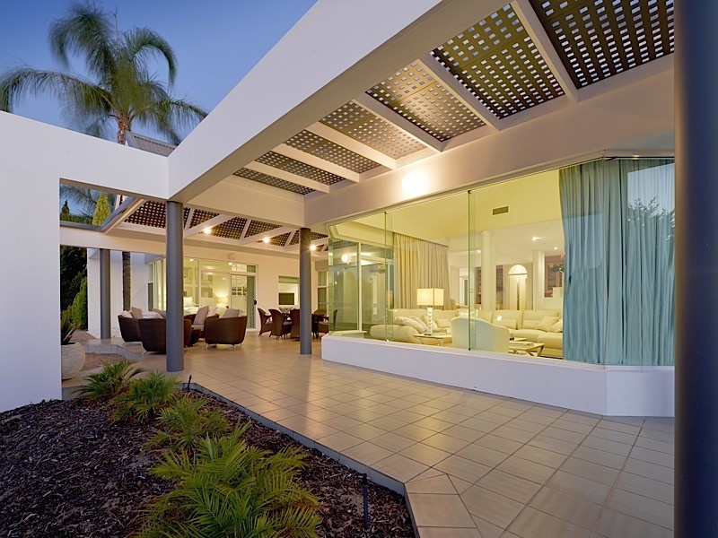 17 Rushton Tce, Mount Nasura WA 6112