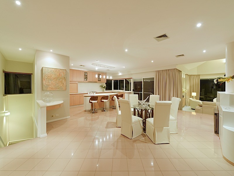 17 Rushton Tce, Mount Nasura WA 6112