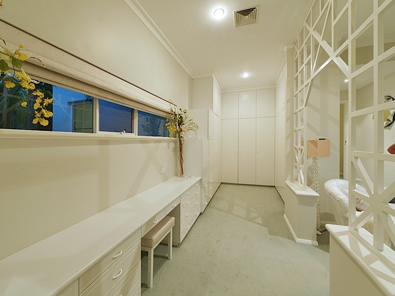 17 Rushton Tce, Mount Nasura WA 6112