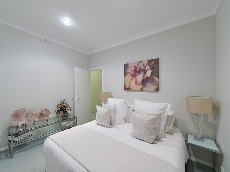 17 Rushton Tce, Mount Nasura WA 6112