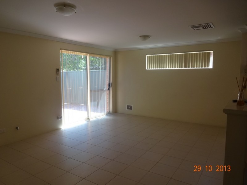 9/405 Railway Ave, Armadale WA 6112