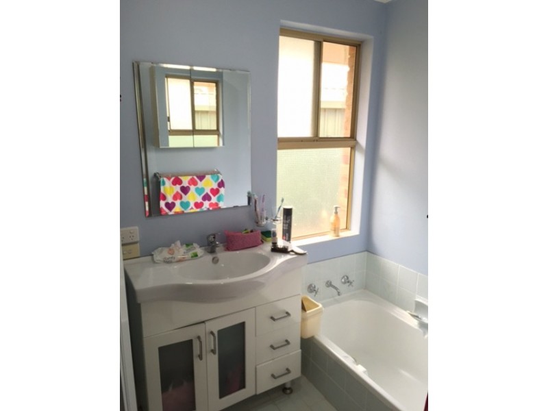 32 Riverside Lane, Seville Grove WA 6112