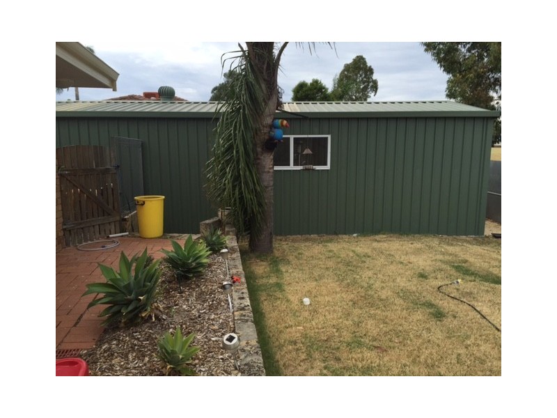 32 Riverside Lane, Seville Grove WA 6112