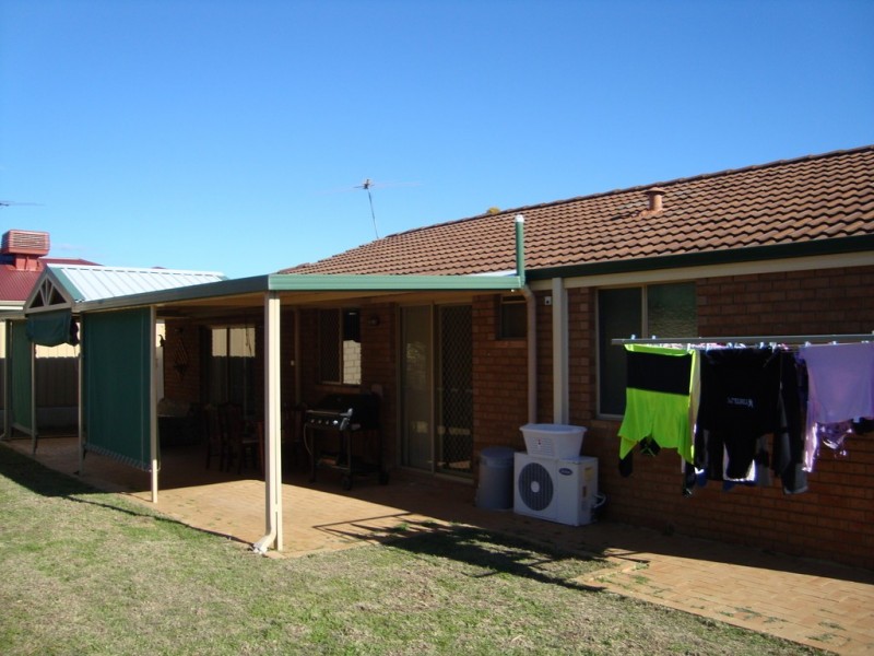 304a Streich, Armadale WA 6112