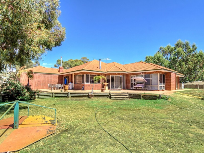 232 Randell Road, Mardella WA 6125