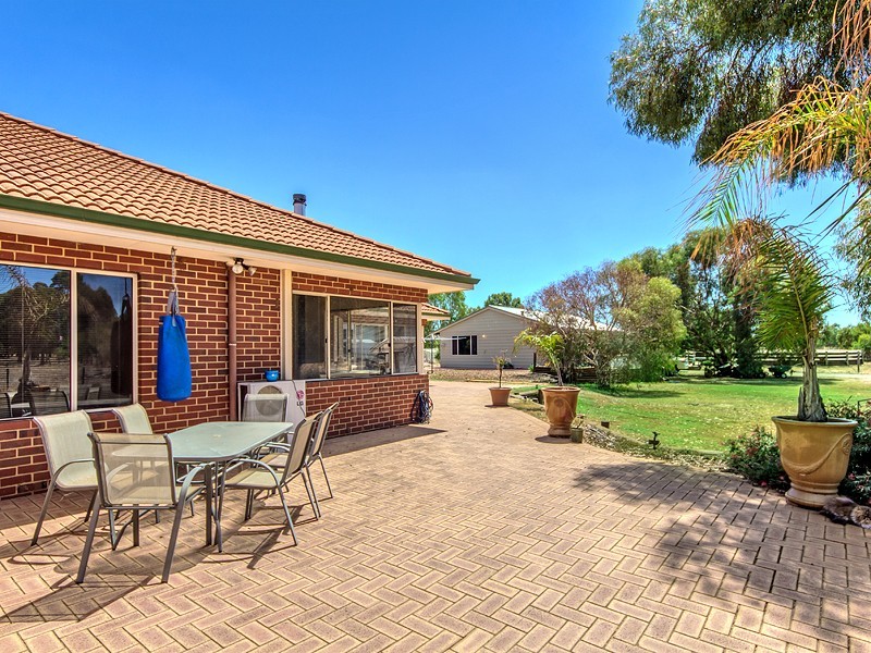 232 Randell Road, Mardella WA 6125