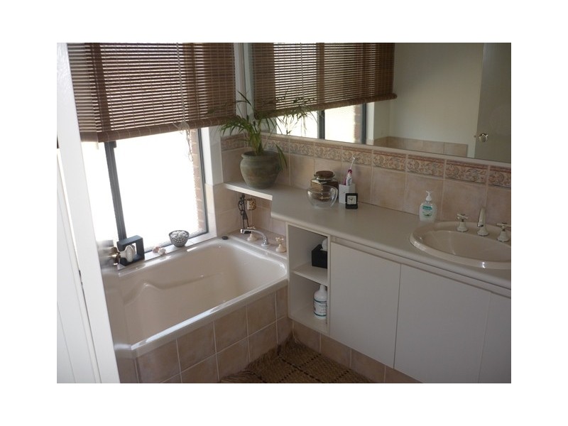 23 Kiely Lane, Serpentine WA 6125