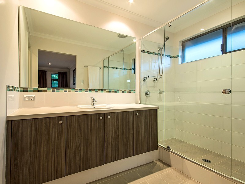 6 Rosette Place, Piara Waters WA 6112