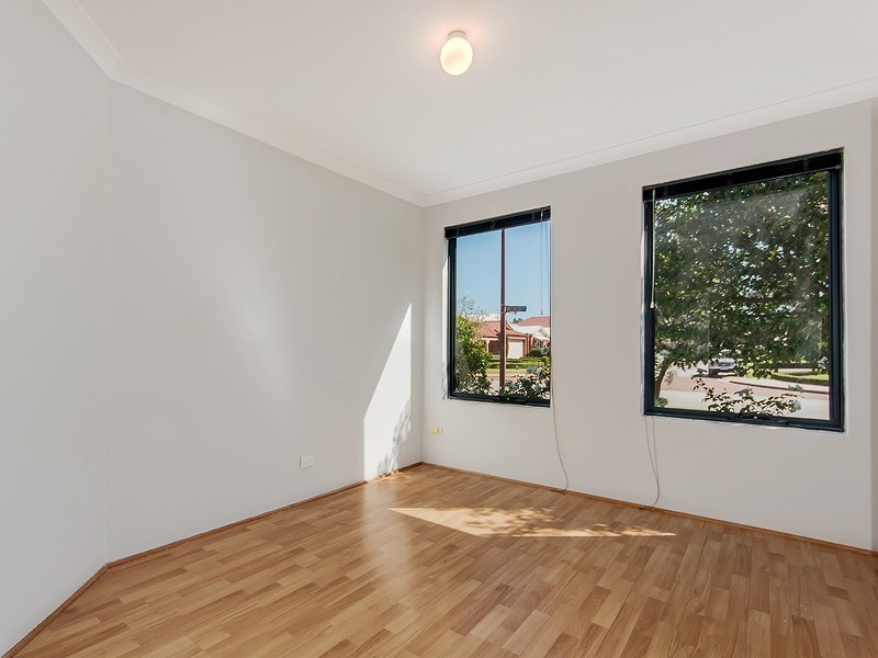 69 Welbeck Road, Canning Vale WA 6155