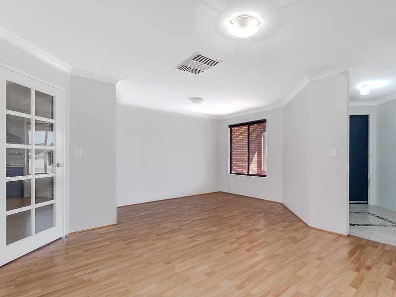 69 Welbeck Road, Canning Vale WA 6155