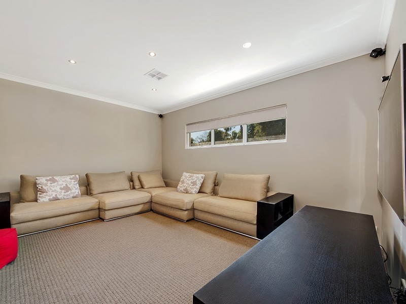 62 Coral Vine Loop, Jarrahdale WA 6124