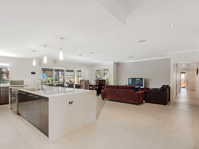 62 Coral Vine Loop, Jarrahdale WA 6124