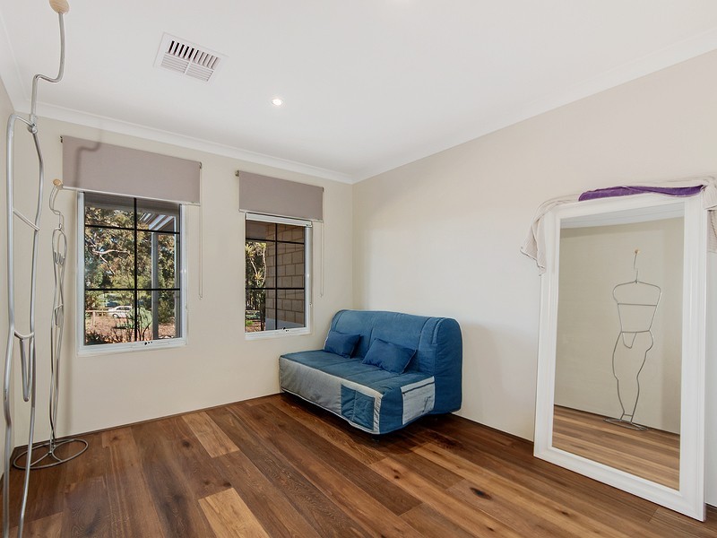 62 Coral Vine Loop, Jarrahdale WA 6124