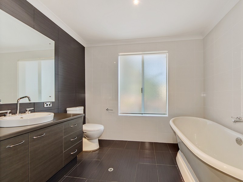 62 Coral Vine Loop, Jarrahdale WA 6124