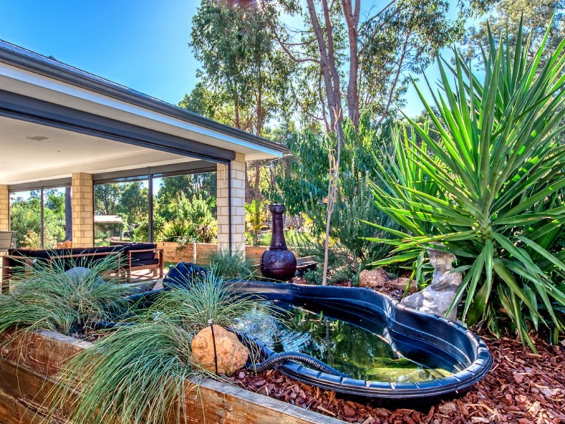 62 Coral Vine Loop, Jarrahdale WA 6124