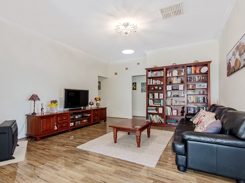 3 Chestnut Road, Jarrahdale WA 6124