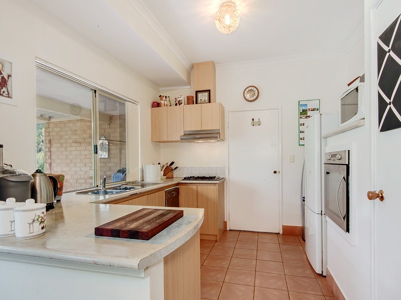 3 Chestnut Road, Jarrahdale WA 6124