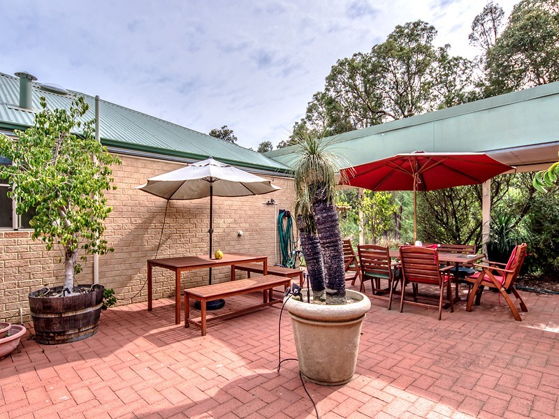 3 Chestnut Road, Jarrahdale WA 6124