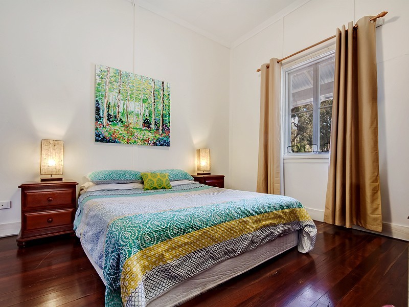 4 Staff Street, Jarrahdale WA 6124