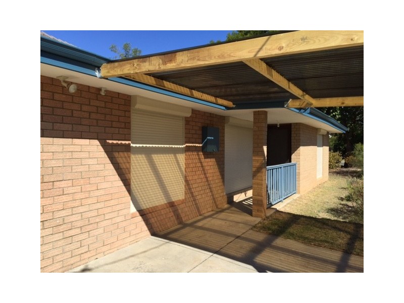 1 Curlew Court, Kelmscott WA 6111