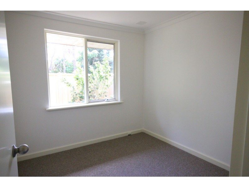 61 Railway, Kelmscott WA 6111