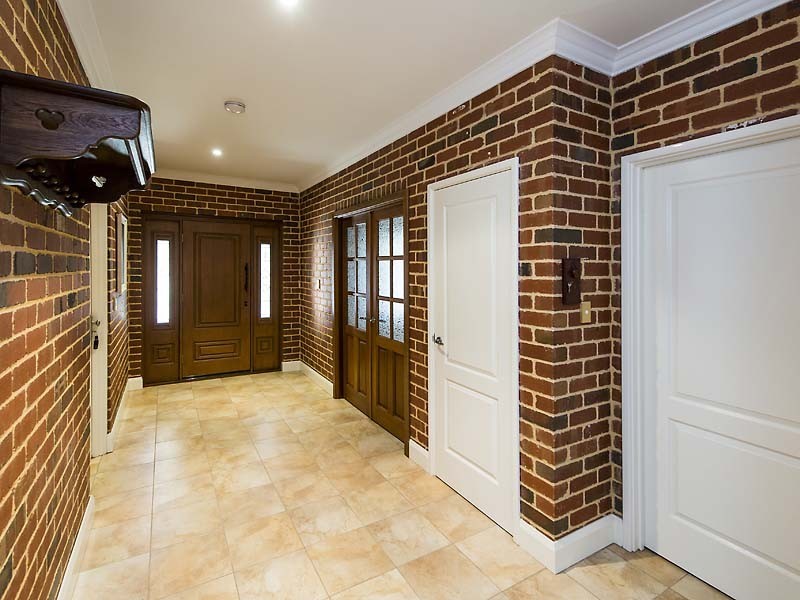 13 Protector Grove, Roleystone WA 6111