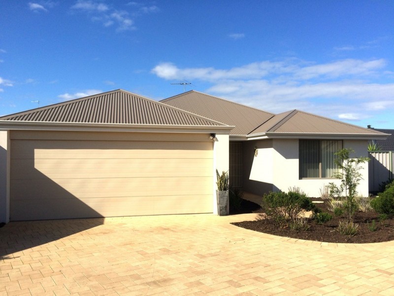 4 Foothill Close, Aubin Grove WA 6164