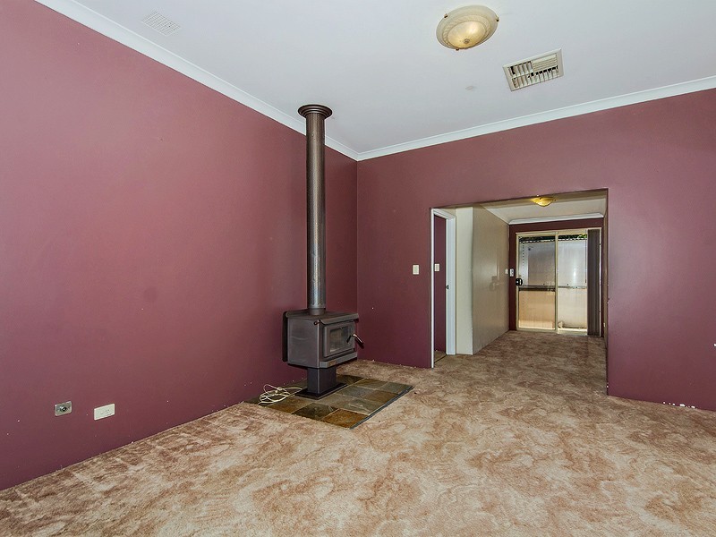 18 Walker Road, Serpentine WA 6125