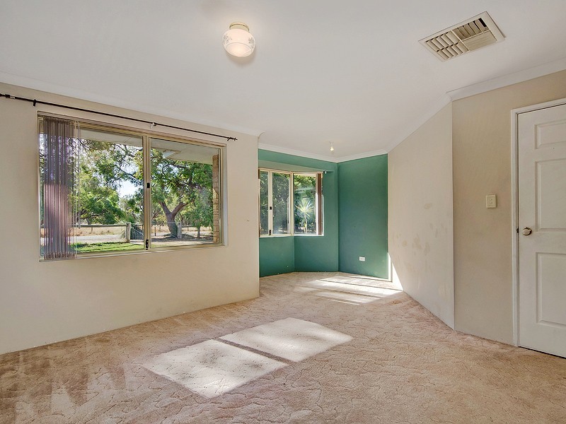 18 Walker Road, Serpentine WA 6125