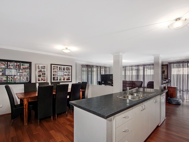 59 Diamantina Bvd, Byford WA 6122