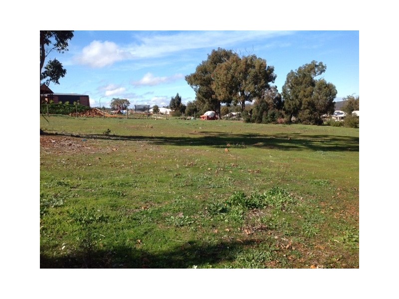 44 Coral Vine Loop, Jarrahdale WA 6124