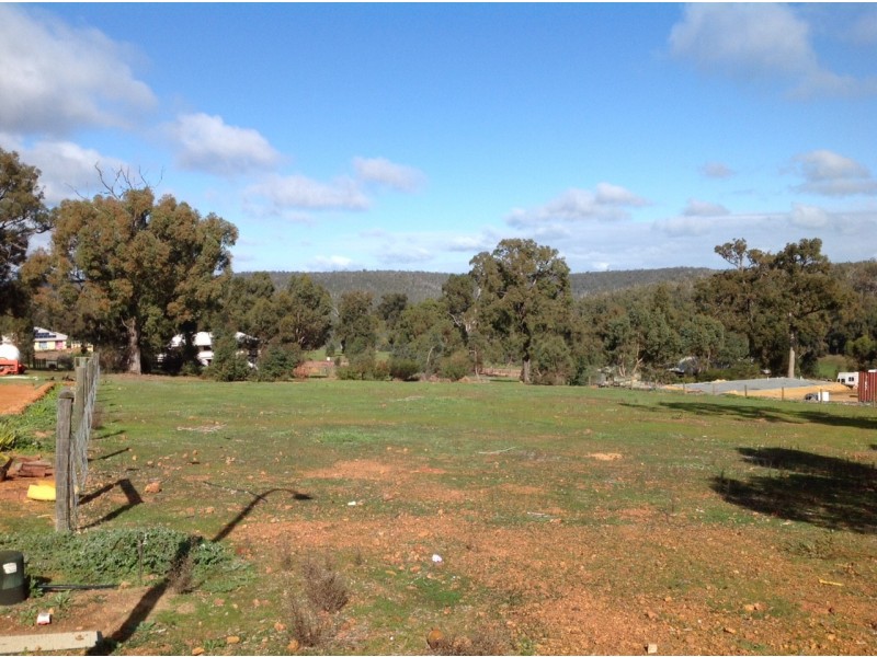 44 Coral Vine Loop, Jarrahdale WA 6124