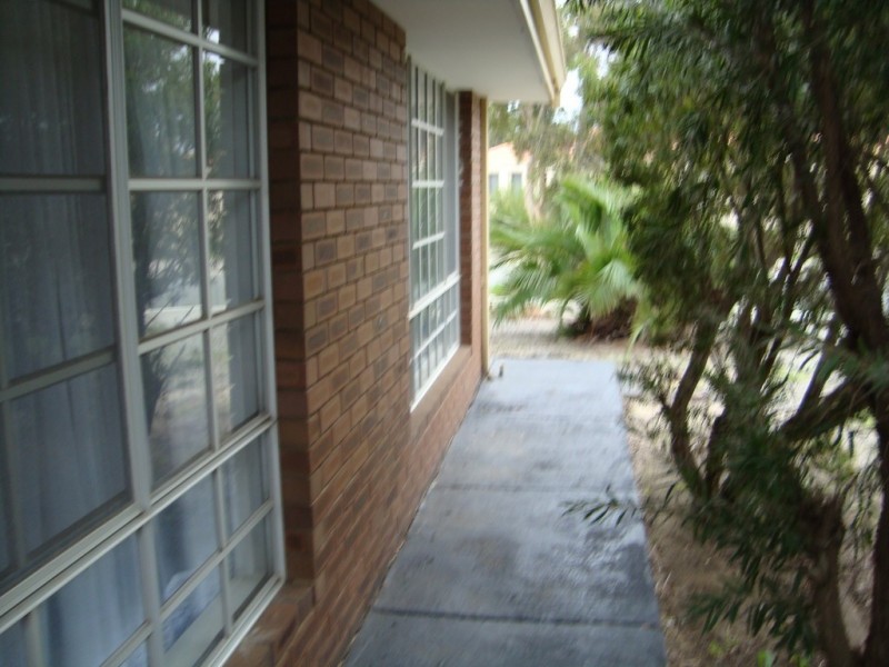 40 Owtram, Armadale WA 6112