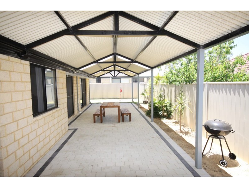 7 Ticklie Road, Seville Grove WA 6112