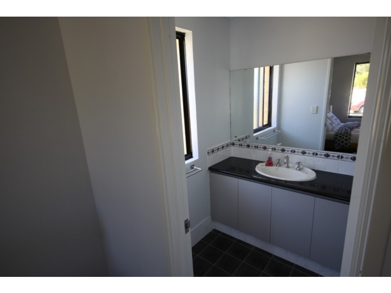 7 Ticklie Road, Seville Grove WA 6112